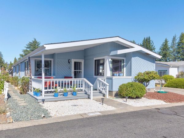 1865 Tamarac Lane, Grants Pass, OR 97527