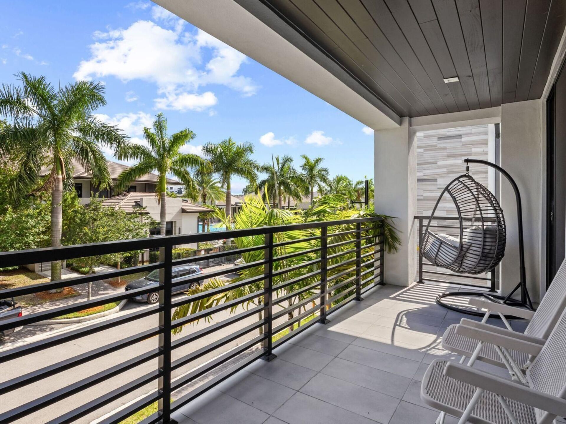 8143 NW 47th Ter , Doral, FL 33166 Photo