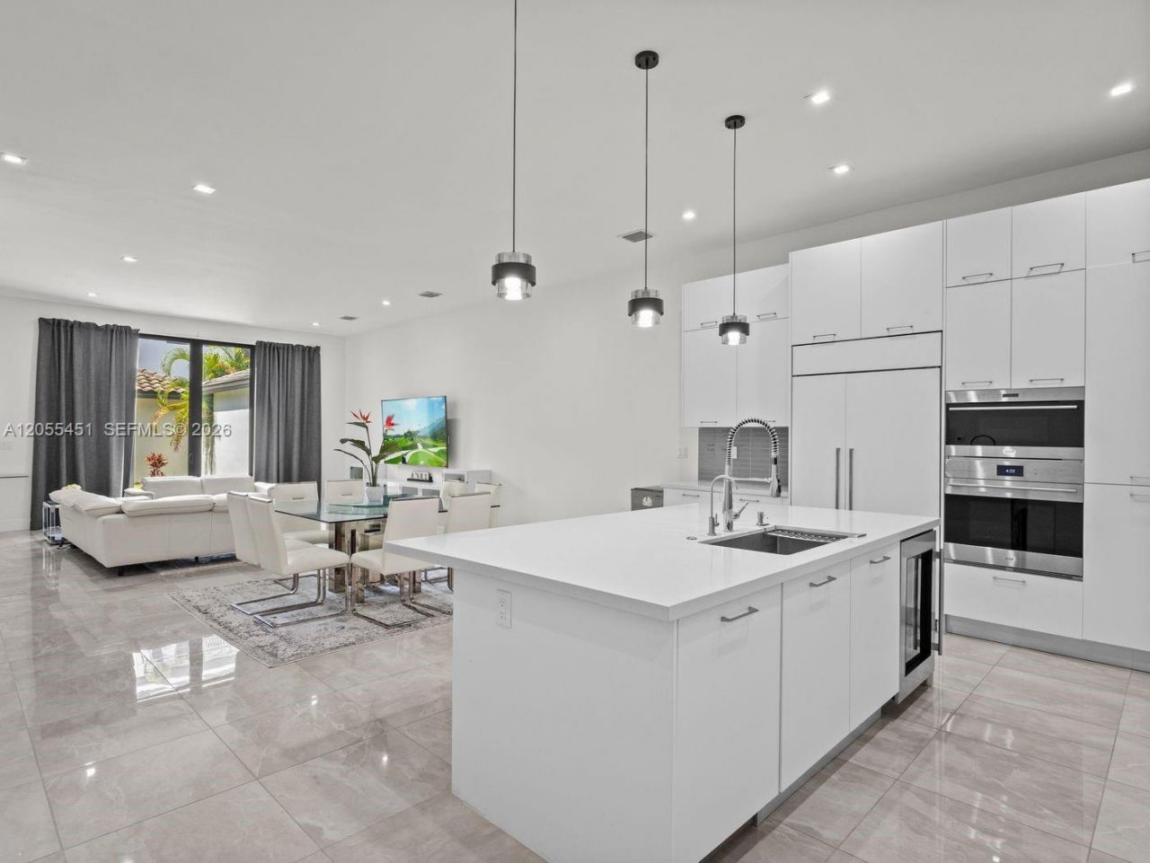 8143 NW 47th Ter , Doral, FL 33166 Photo