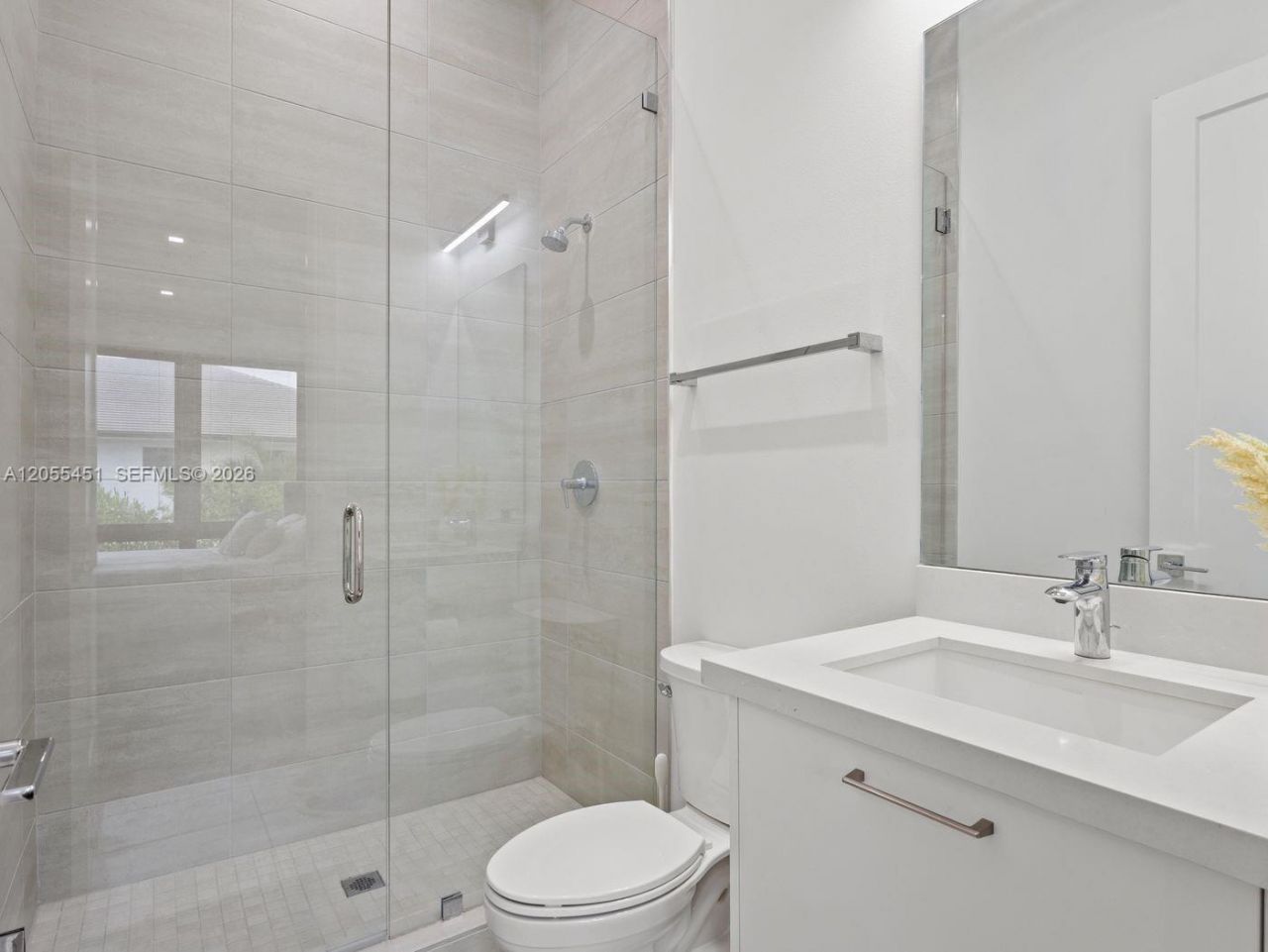 8143 NW 47th Ter , Doral, FL 33166 Photo