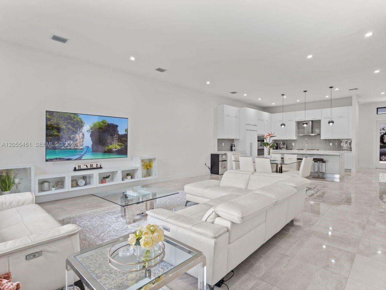 8143 NW 47th Ter , Doral, FL 33166 Photo