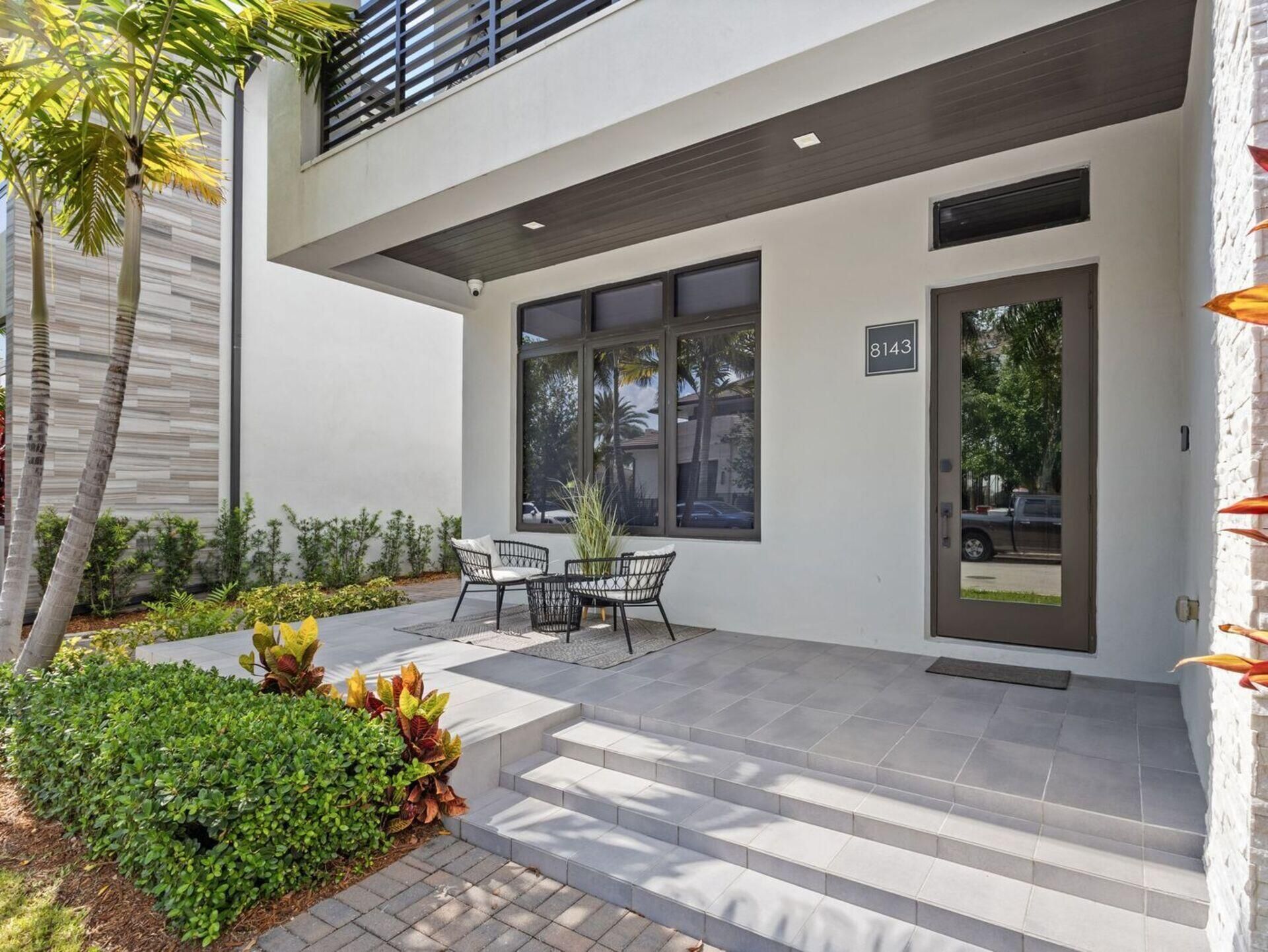 8143 NW 47th Ter , Doral, FL 33166 Photo
