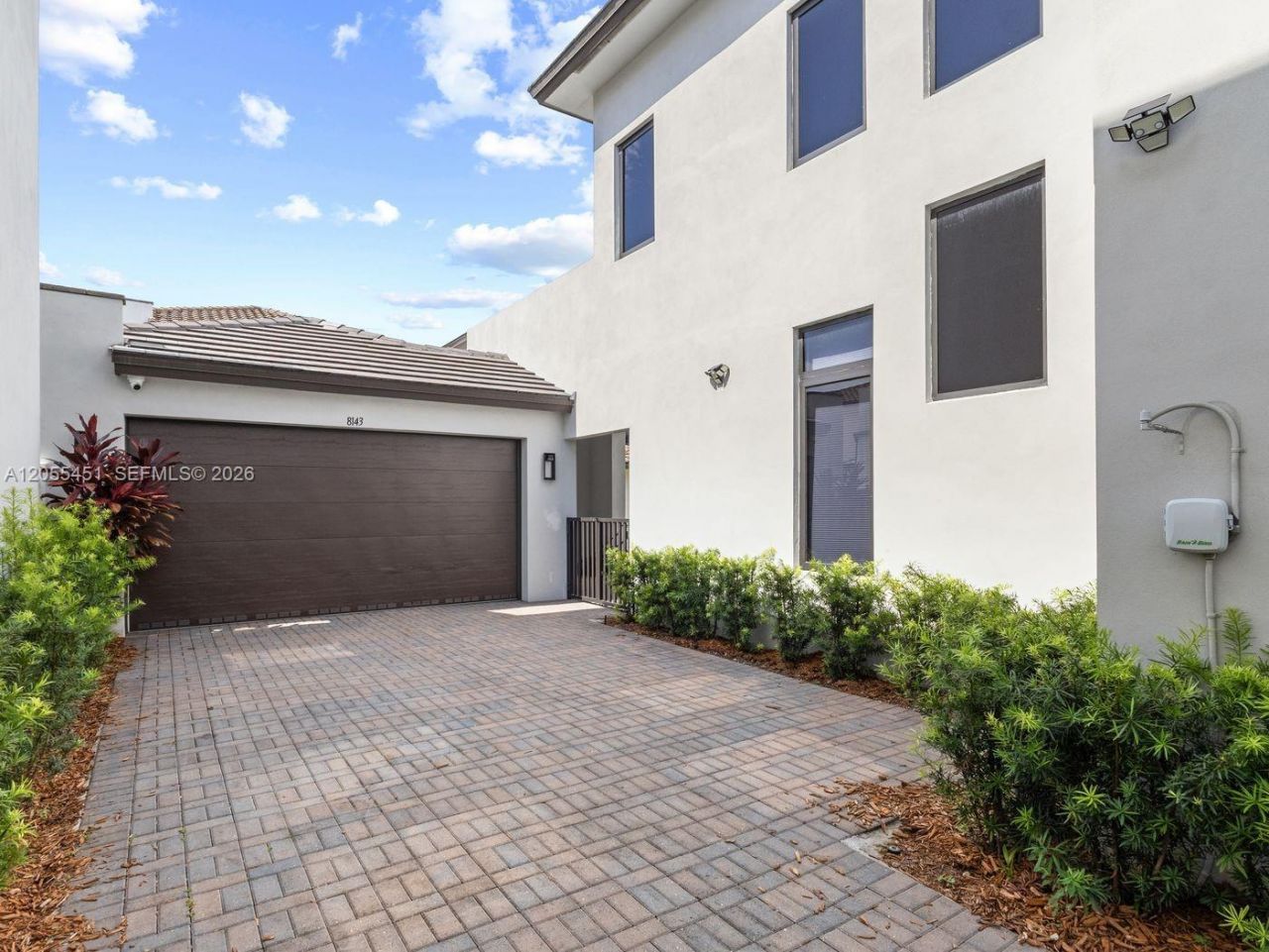 8143 NW 47th Ter , Doral, FL 33166 Photo