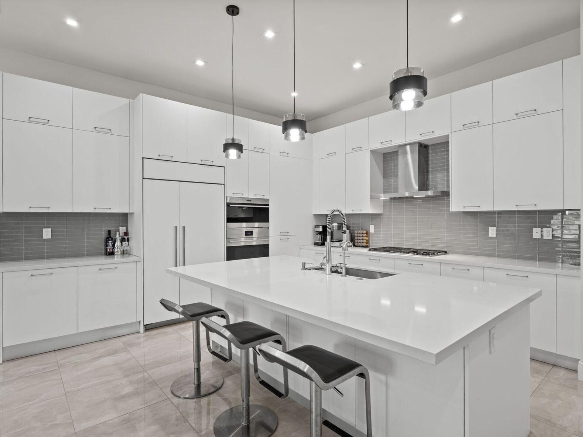 8143 NW 47th Ter , Doral, FL 33166 Photo