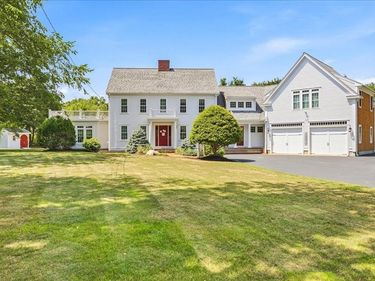 196 Hudson St, Halifax, MA 02338