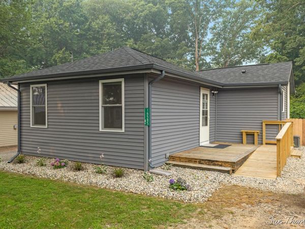 16585 Oakum Avenue NE, Sand Lake, MI 49343