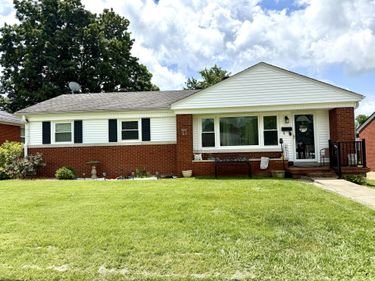 404 College Manor, Harrodsburg, KY 40330