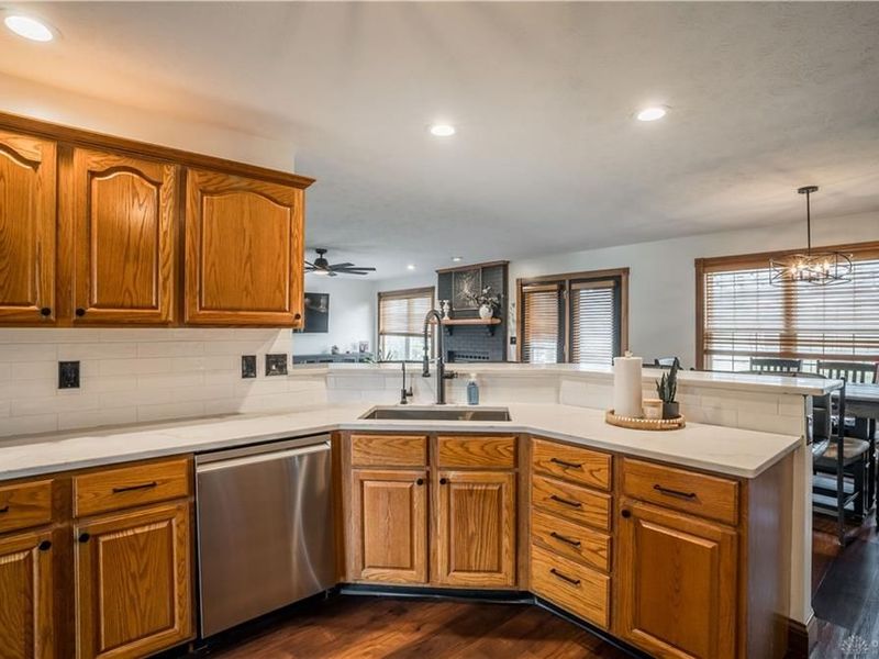 815 W Eva Circle, Springfield Township, OH 45504 Photo 16