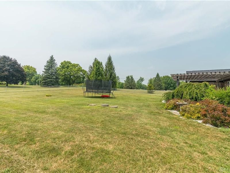 815 W Eva Circle, Springfield Township, OH 45504 Photo 28