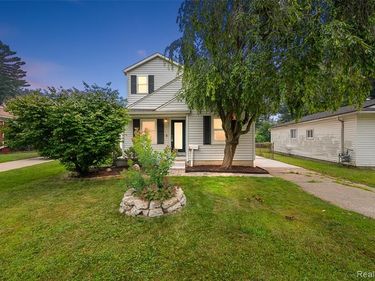 15464 Dixie, Redford Twp, MI 48239