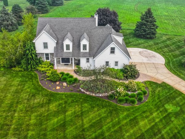 103 Bridle Path Lane, Niles, MI 49120