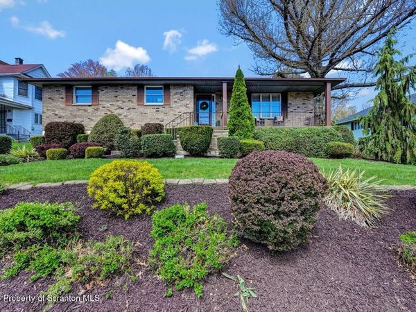 413 Main Street, Dickson City, PA 18519