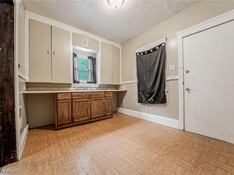1430 E 173rd Street, Cleveland, OH 44110 Photo 11