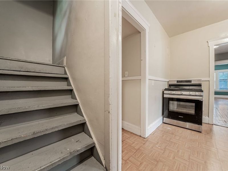 1430 E 173rd Street, Cleveland, OH 44110 Photo 26