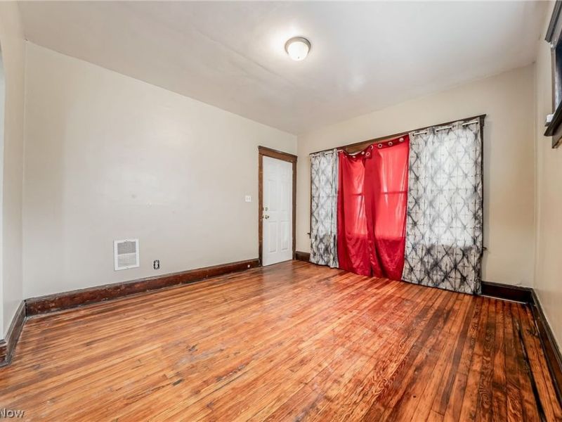 1430 E 173rd Street, Cleveland, OH 44110 Photo 6