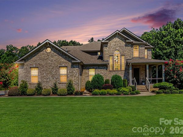 122 Campanile Drive , Mooresville, NC 28117