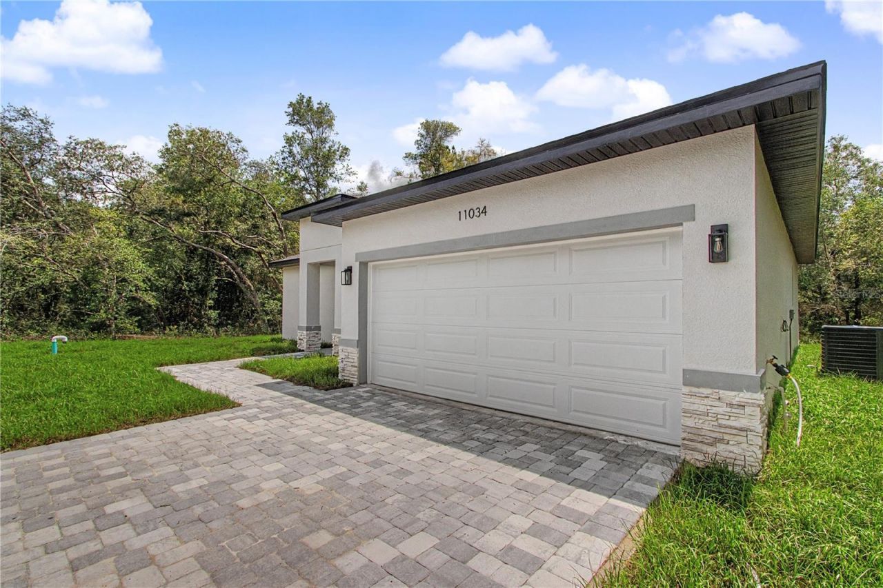 11034 N Academy Drive , Citrus Springs, FL 34434 Photo