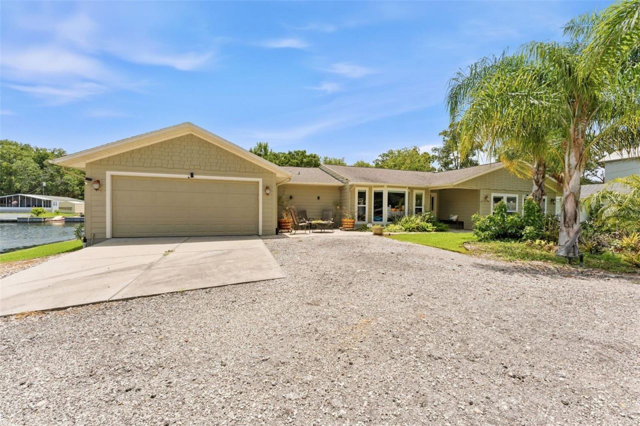 6355 Sebring Street , Weeki Wachee, FL 34607 Photo