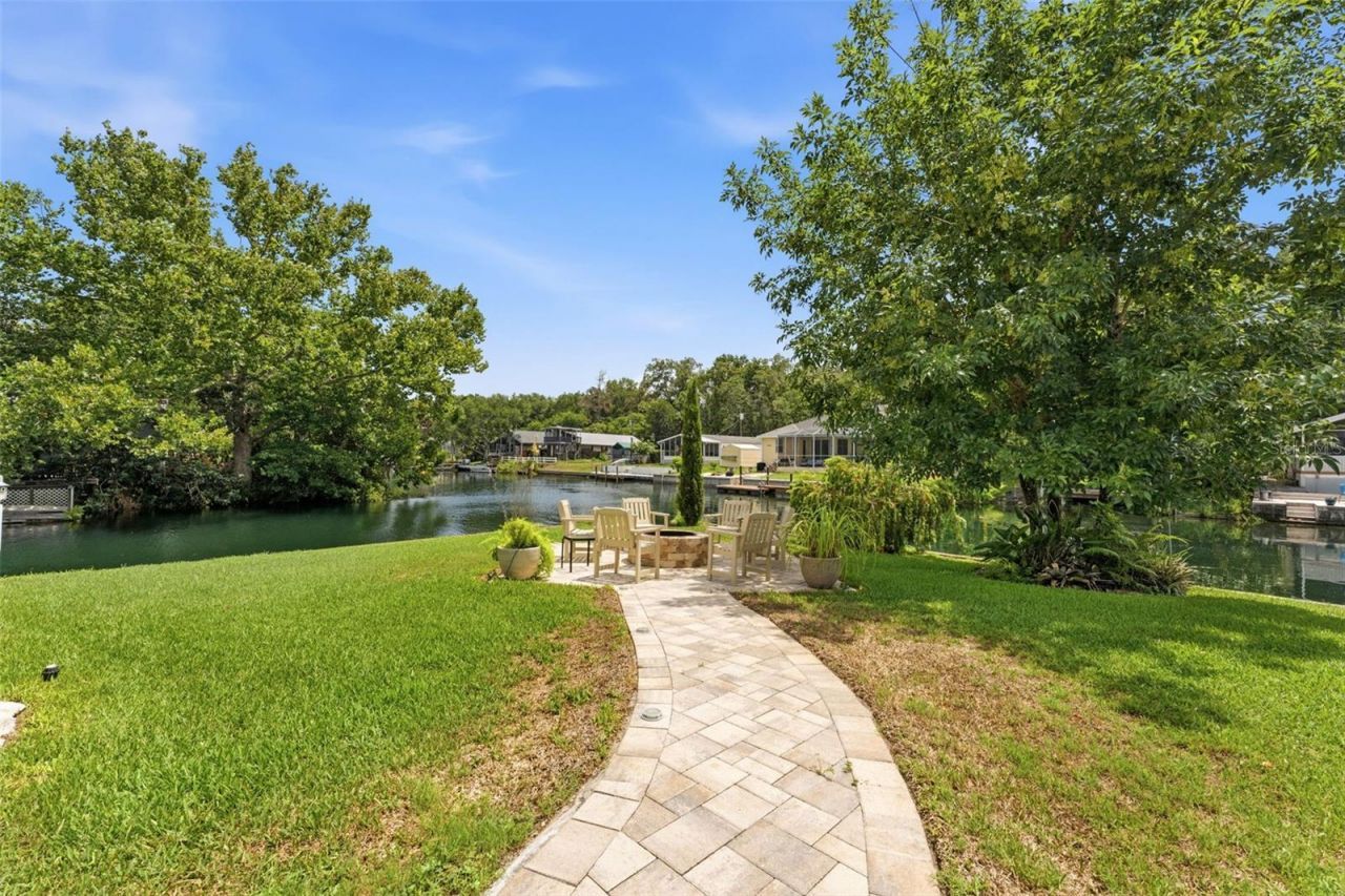 6355 Sebring Street , Weeki Wachee, FL 34607 Photo