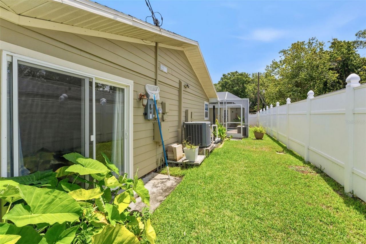 6355 Sebring Street , Weeki Wachee, FL 34607 Photo