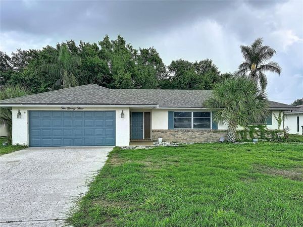 1093 N CYPRESS POINT DRIVE , VENICE, FL 34293