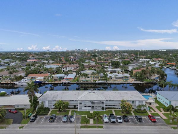 2400 NE 36th Street, Unit 10, Lighthouse Point, FL 33064