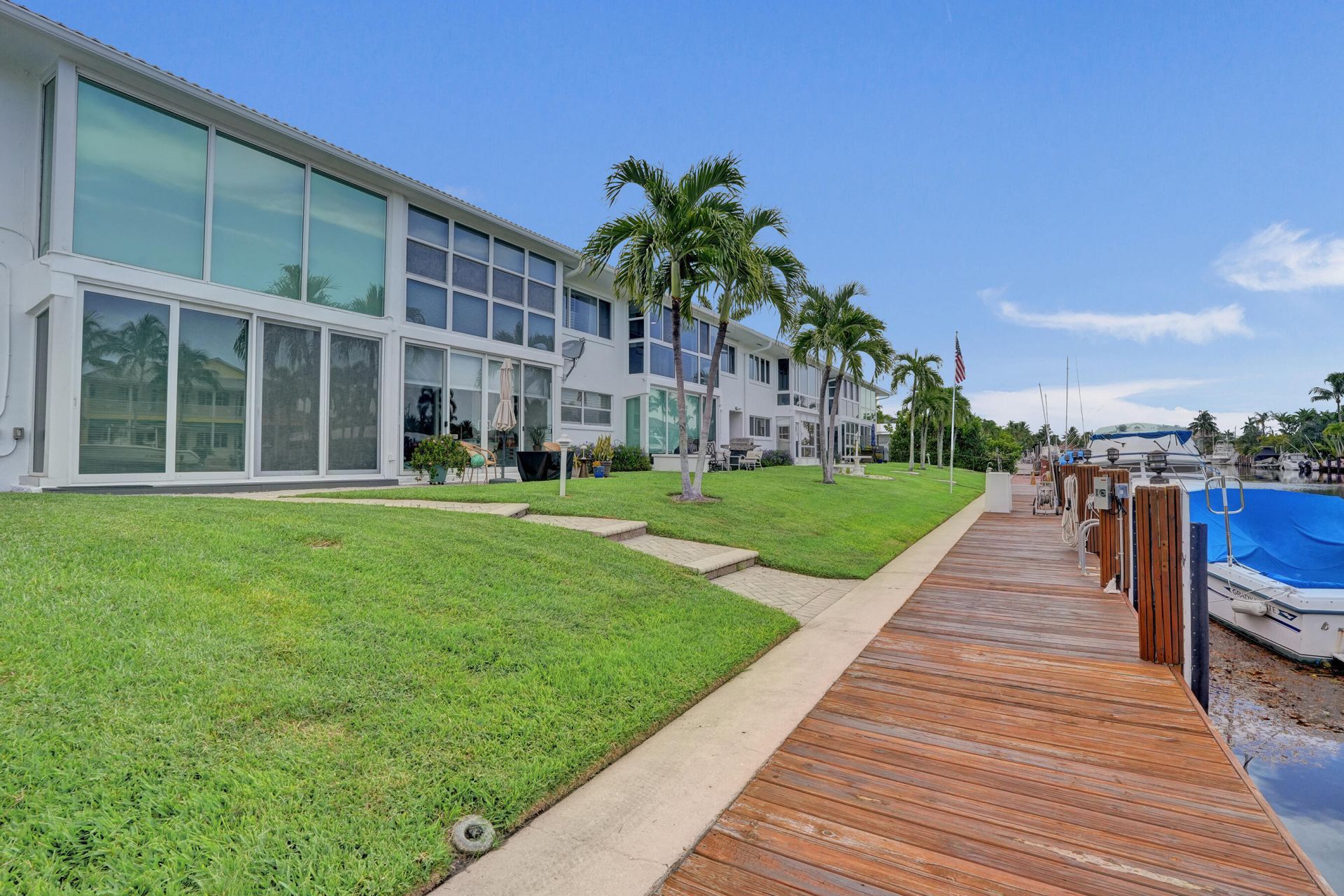 2400 NE 36th Street, Unit 10, Lighthouse Point, FL 33064 Photo
