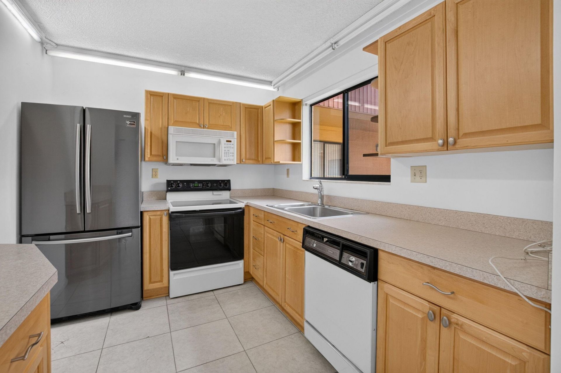 15216 Lakes Of Delray Boulevard, Unit 155, Delray Beach, FL 33484 Photo