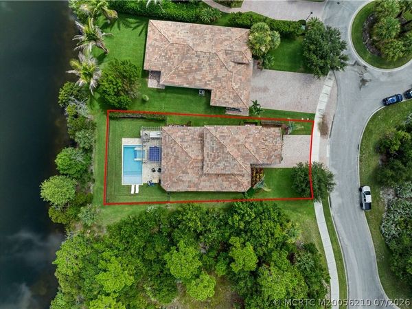 1063 SW Triste Way, Stuart, FL 34997