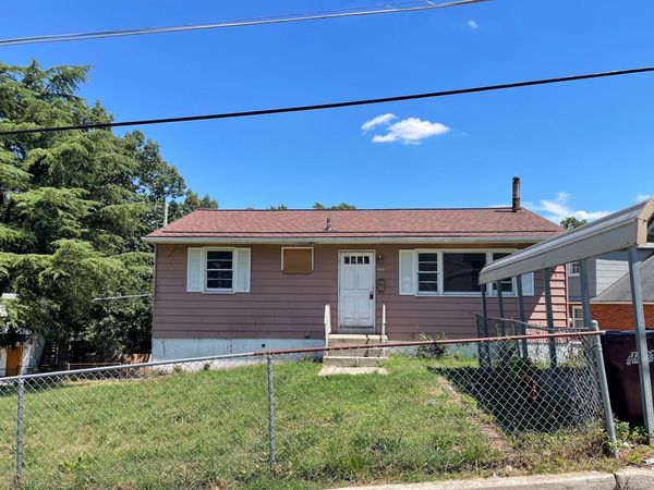 406 CLOVIS AVENUE , CAPITOL HEIGHTS, MD 20743