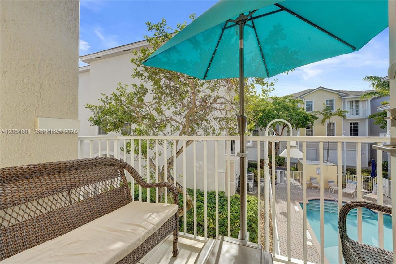 2726 Old Florida Trail, Wilton Manors, FL 33334 Photo