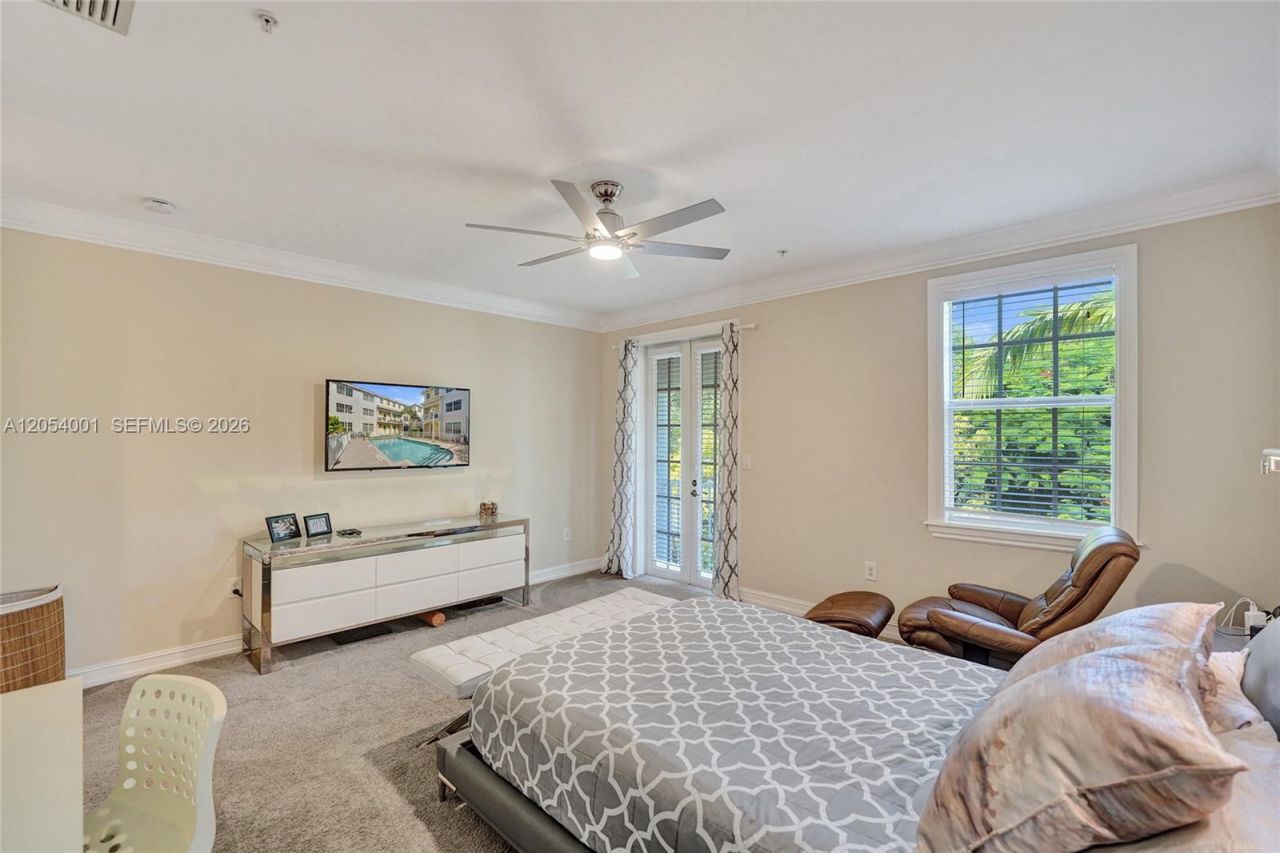 2726 Old Florida Trail, Wilton Manors, FL 33334 Photo