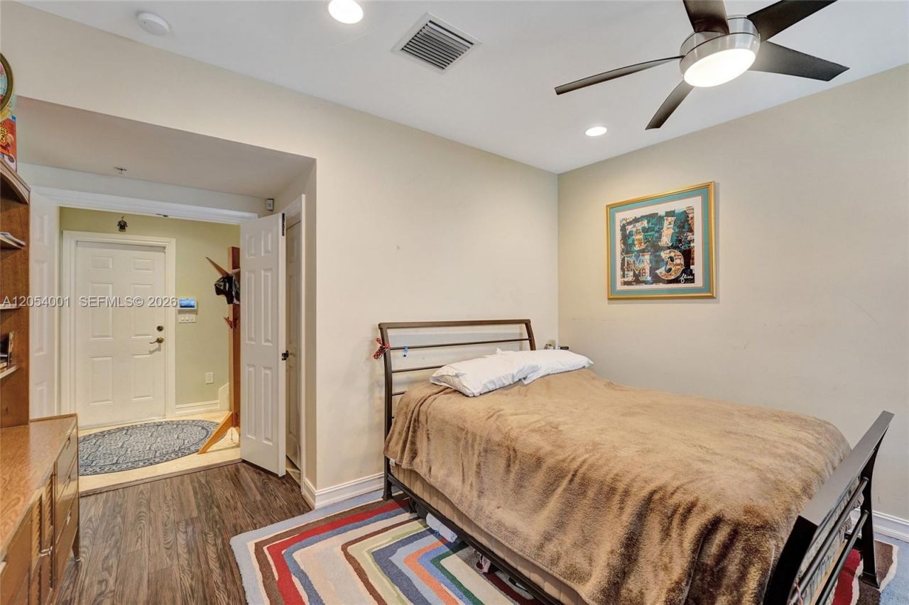 2726 Old Florida Trail, Wilton Manors, FL 33334 Photo