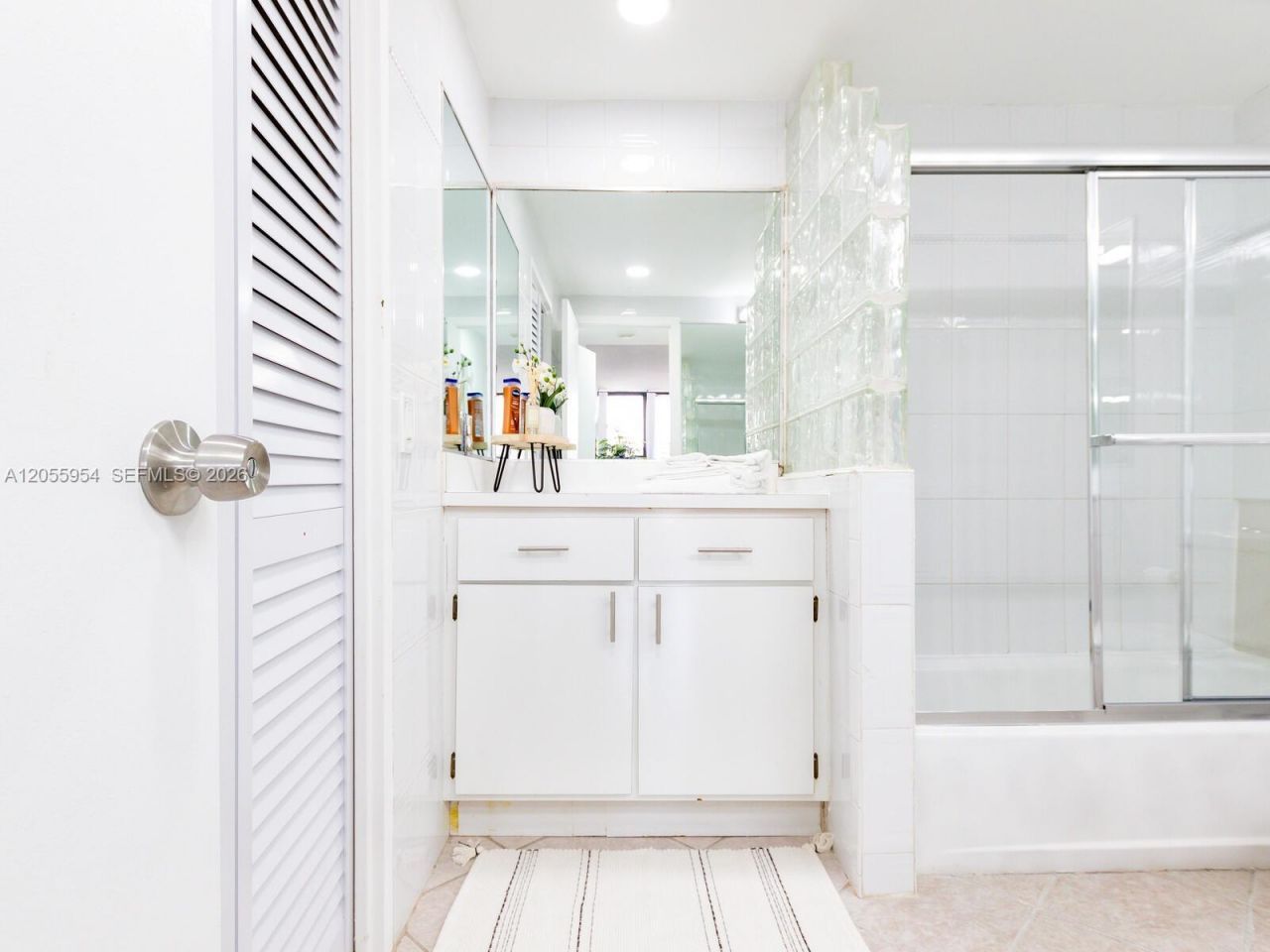 3505 S Ocean Dr , Unit 305, Hollywood, FL 33019 Photo