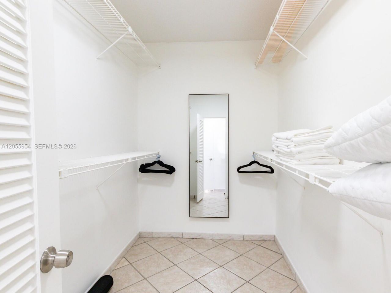 3505 S Ocean Dr , Unit 305, Hollywood, FL 33019 Photo