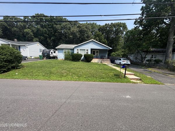 429 Shady Lane, Howell, NJ 07731