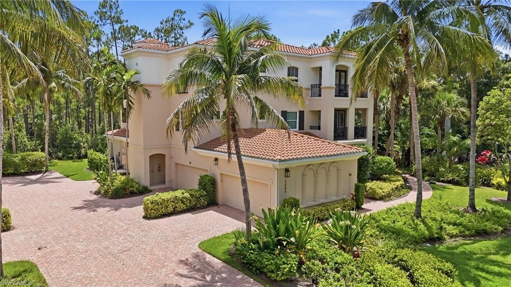 2886 Castillo Ct , Unit 101, Naples, FL 34109 Photo