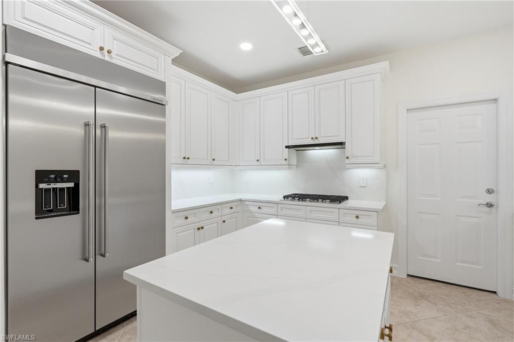 2886 Castillo Ct , Unit 101, Naples, FL 34109 Photo