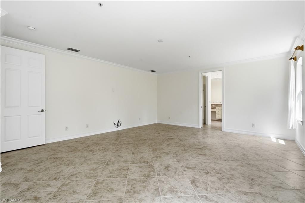 2886 Castillo Ct , Unit 101, Naples, FL 34109 Photo