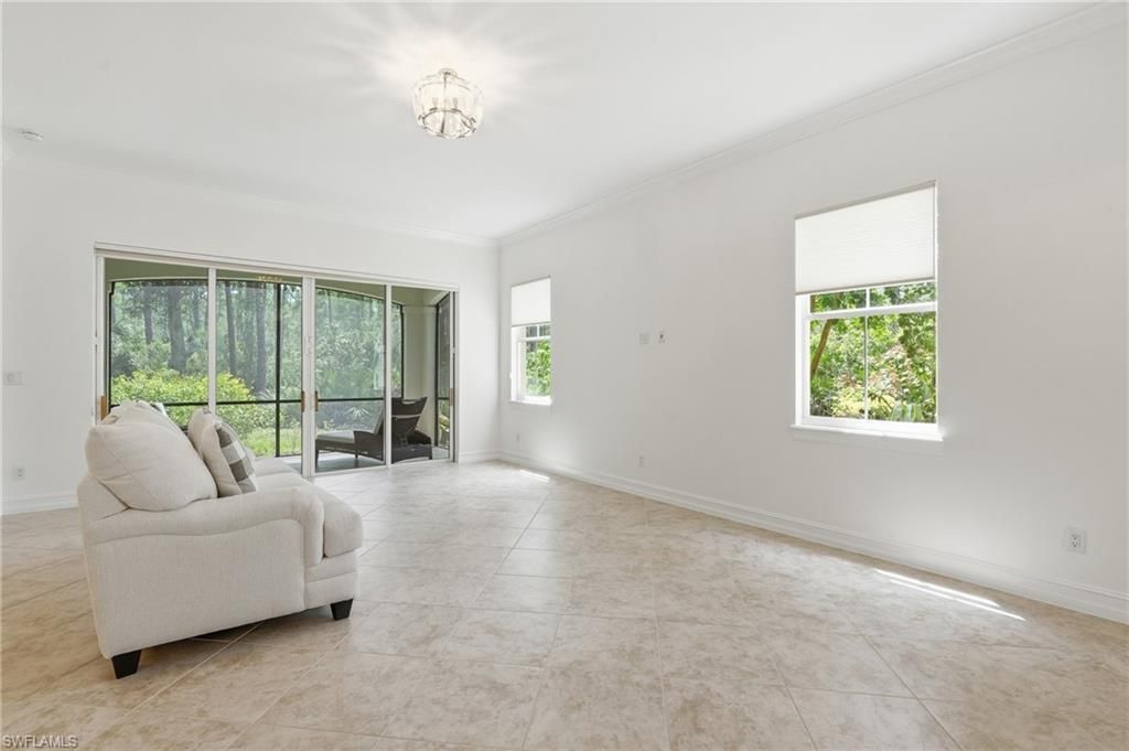 2886 Castillo Ct , Unit 101, Naples, FL 34109 Photo