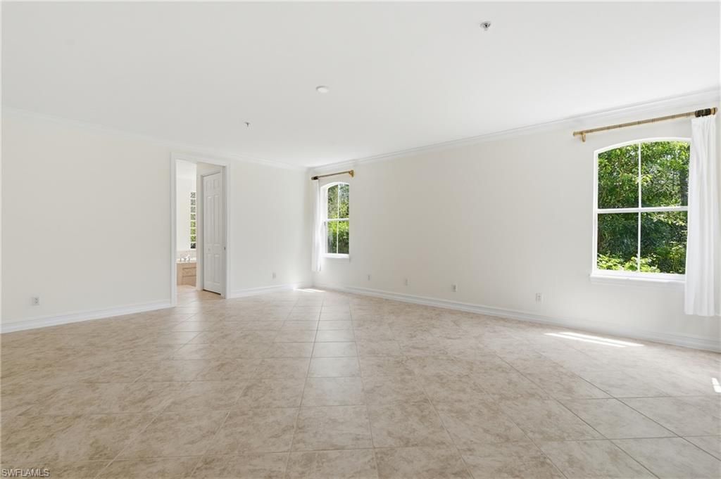 2886 Castillo Ct , Unit 101, Naples, FL 34109 Photo