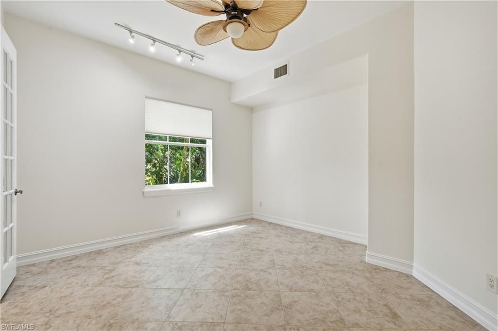 2886 Castillo Ct , Unit 101, Naples, FL 34109 Photo