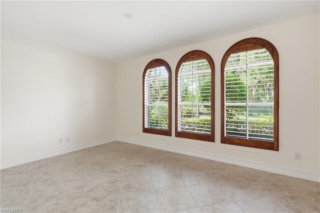 2886 Castillo Ct , Unit 101, Naples, FL 34109 Photo
