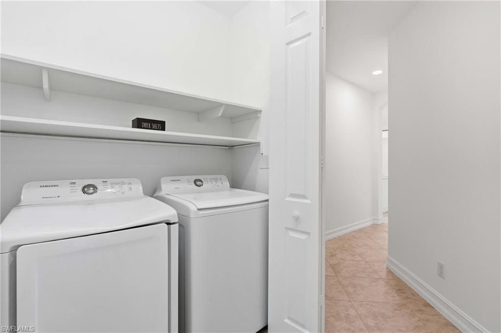 2886 Castillo Ct , Unit 101, Naples, FL 34109 Photo
