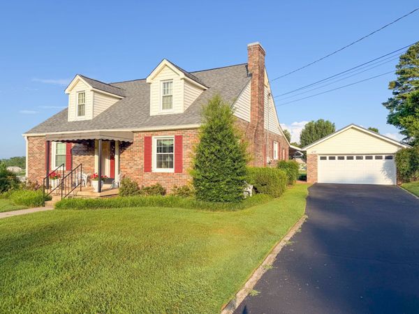326 Ballentine St , Pulaski, TN 38478