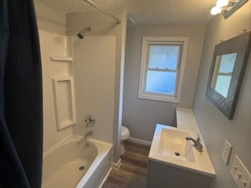 702 Grace Avenue, Akron, OH 44320 Photo 9