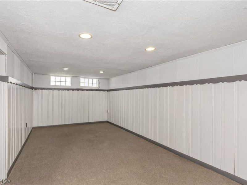 1682 Longwood Drive, Mayfield Heights, OH 44124 Photo 36