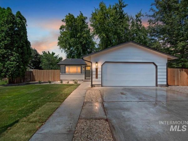 6904 W Bluebird Drive, Boise, ID 83714