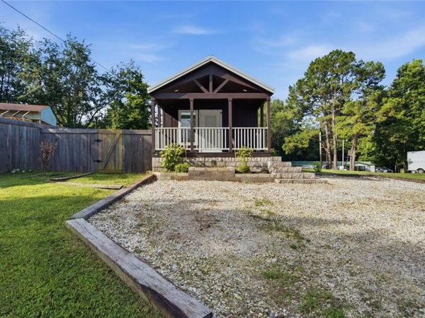 20900 N Lakeshore Drive , Springdale, AR 72764
