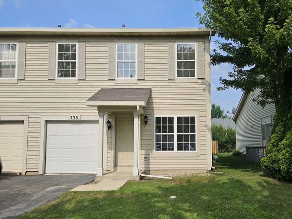 738 S Shannon Drive , Romeoville, IL 60446